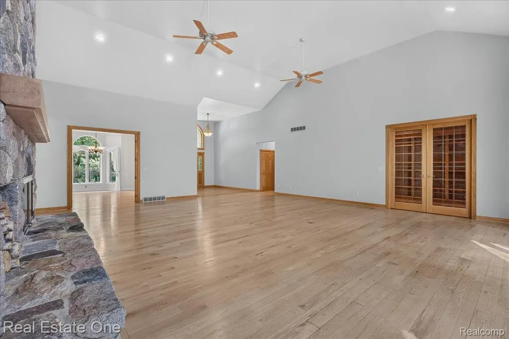 425 Courtney Road Addison Township MI 48367