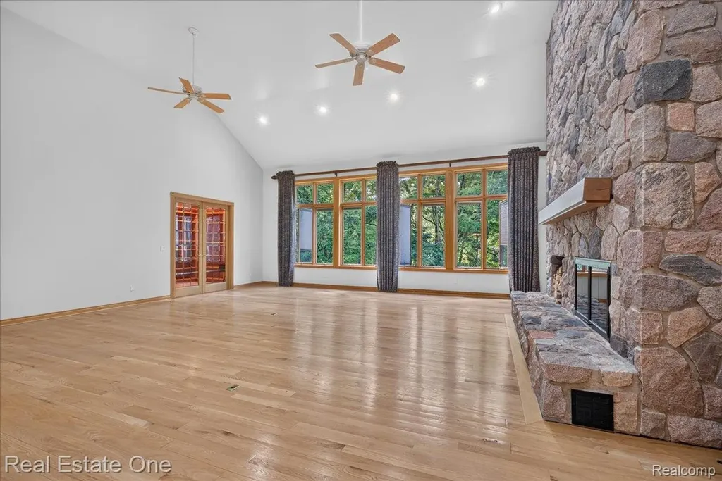 425 Courtney Road Addison Township MI 48367