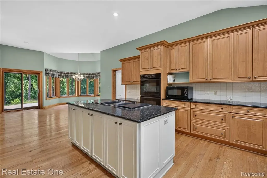 425 Courtney Road Addison Township MI 48367