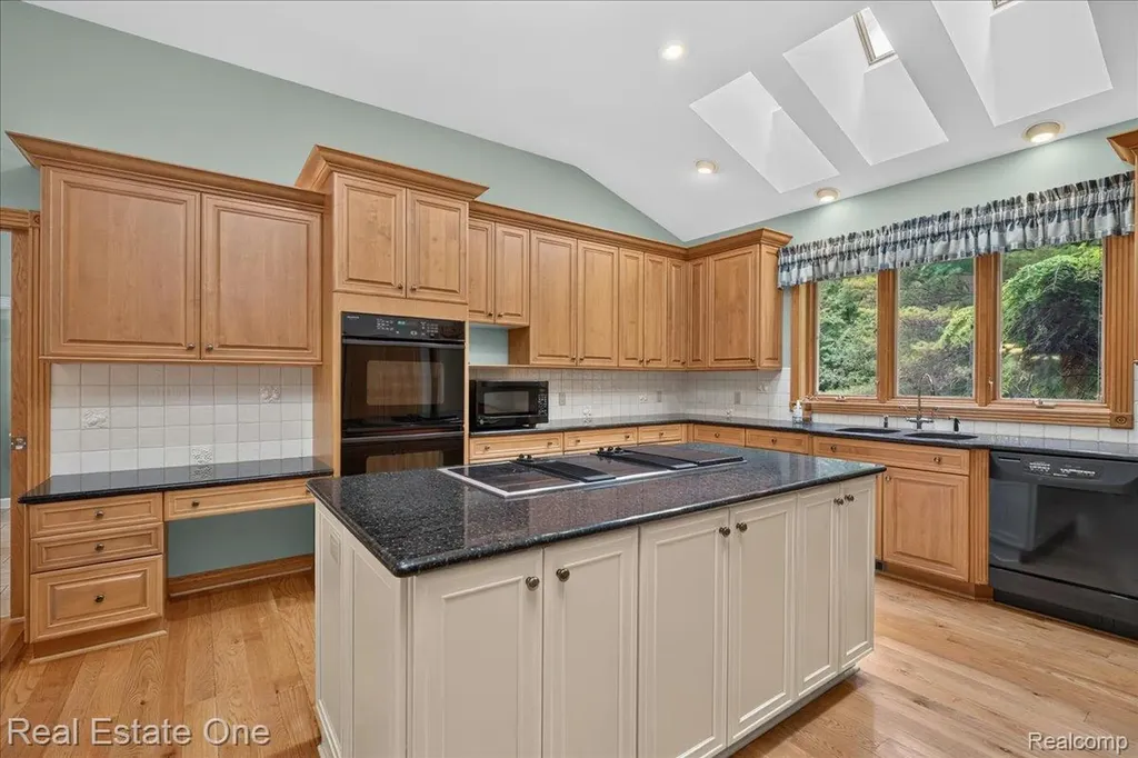 425 Courtney Road Addison Township MI 48367
