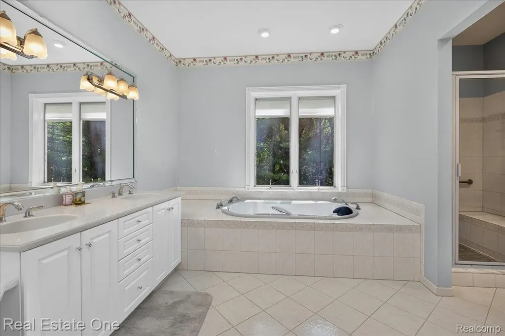 425 Courtney Road Addison Township MI 48367