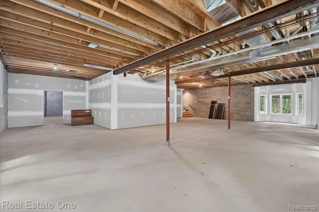 425 Courtney Road Addison Township MI 48367