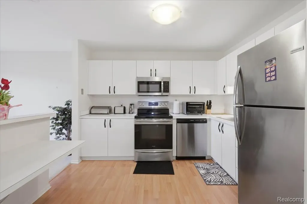 6680 Ridgefield Circle West Bloomfield Charter Township MI 48322