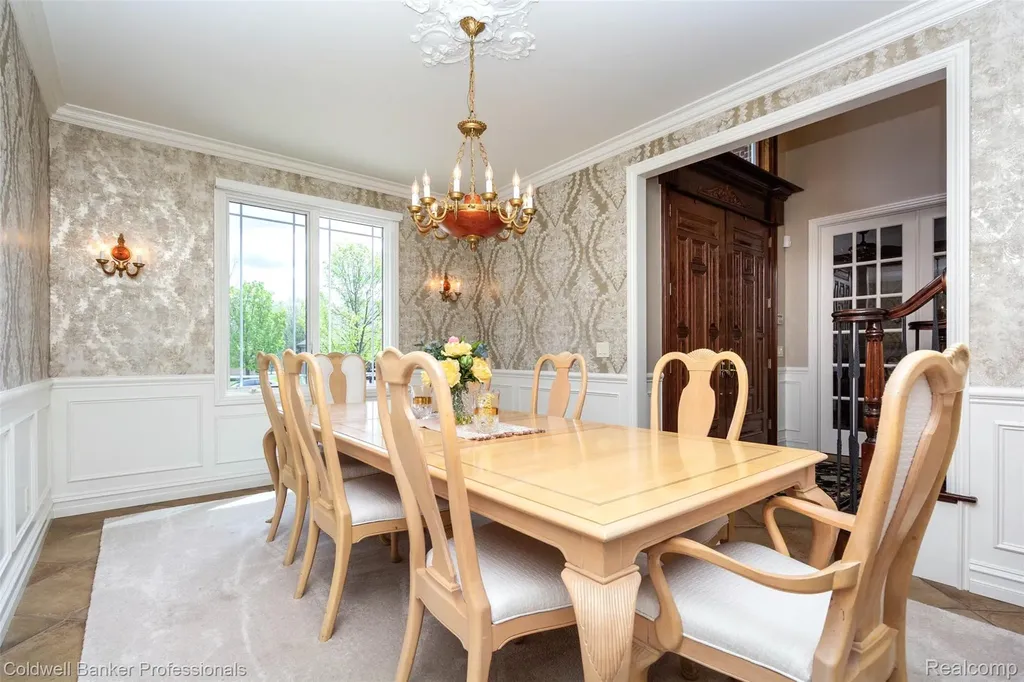 57177 Covington Drive Washington Township MI 48094