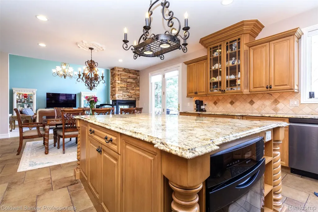 57177 Covington Drive Washington Township MI 48094