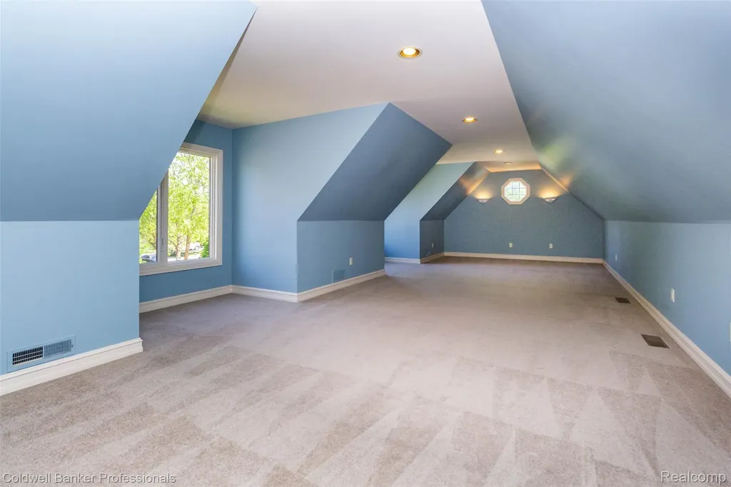 57177 Covington Drive Washington Township MI 48094