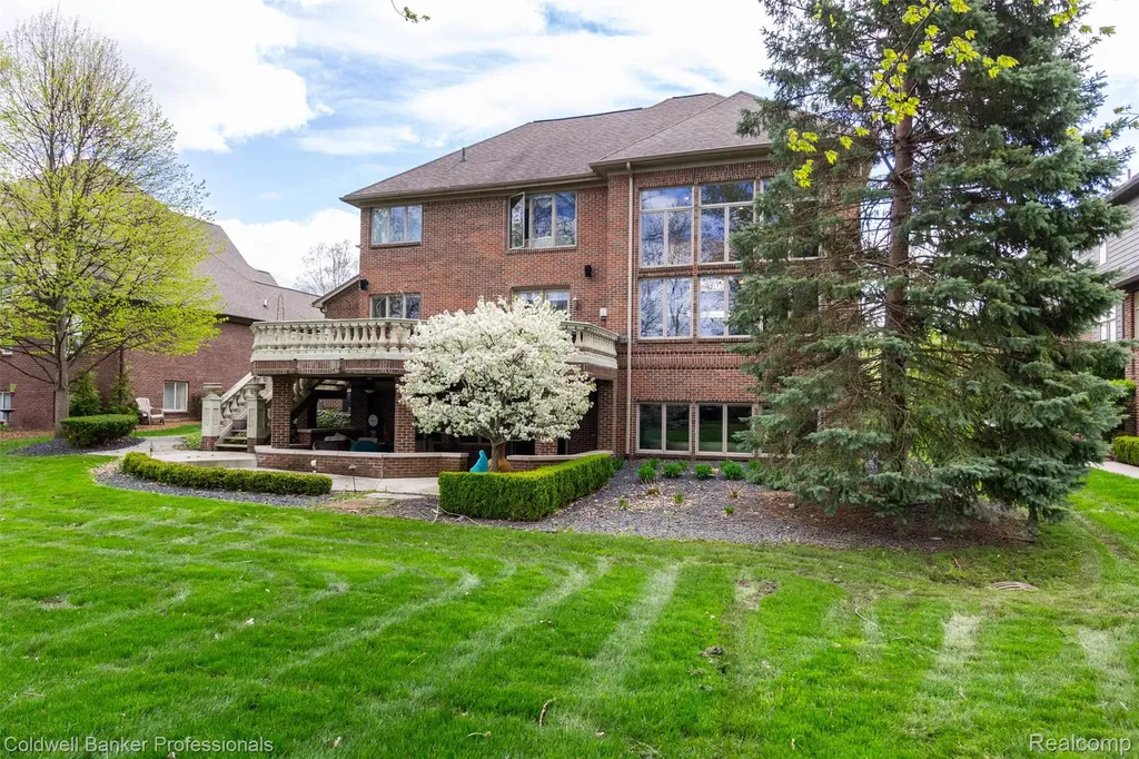 57177 Covington Drive Washington Township MI 48094