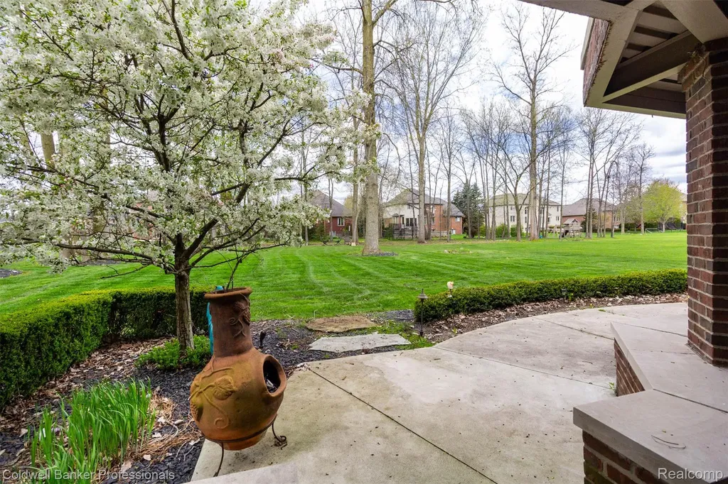 57177 Covington Drive Washington Township MI 48094
