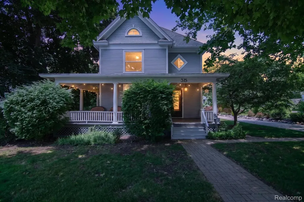 315 E Michigan Avenue Saline City MI 48176