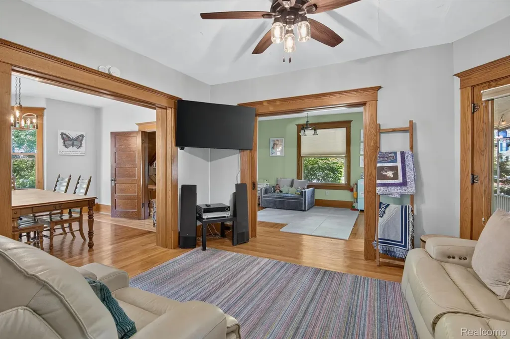 315 E Michigan Avenue Saline City MI 48176