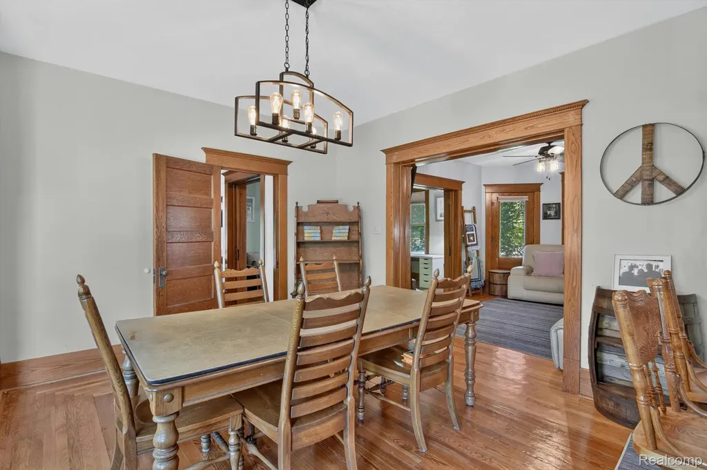 315 E Michigan Avenue Saline City MI 48176