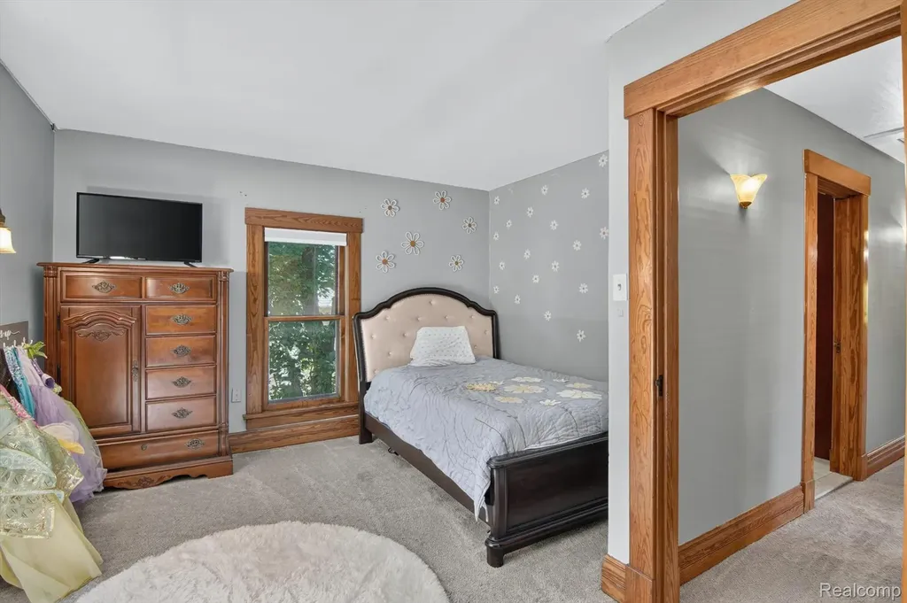 315 E Michigan Avenue Saline City MI 48176