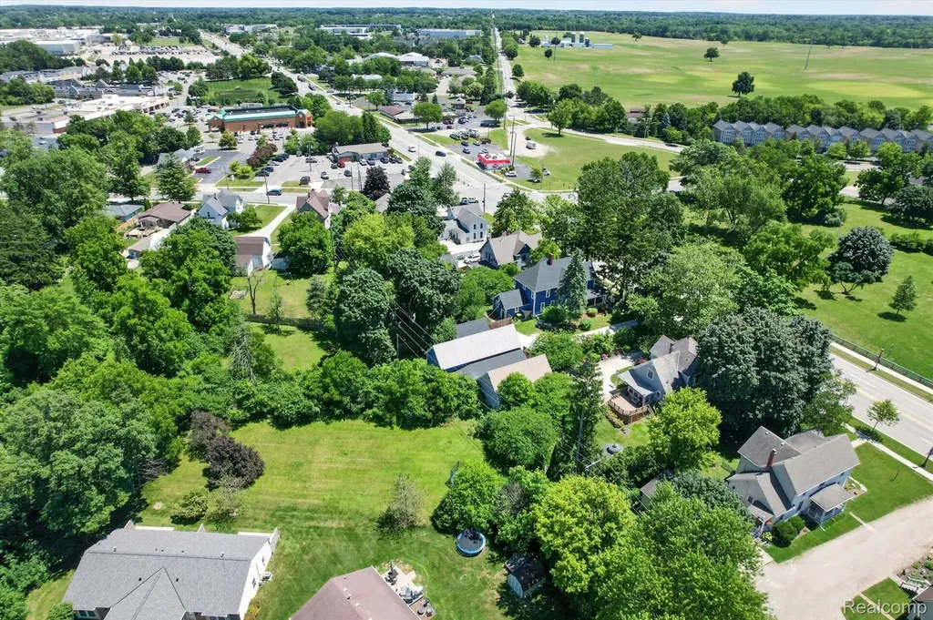 315 E Michigan Avenue Saline City MI 48176