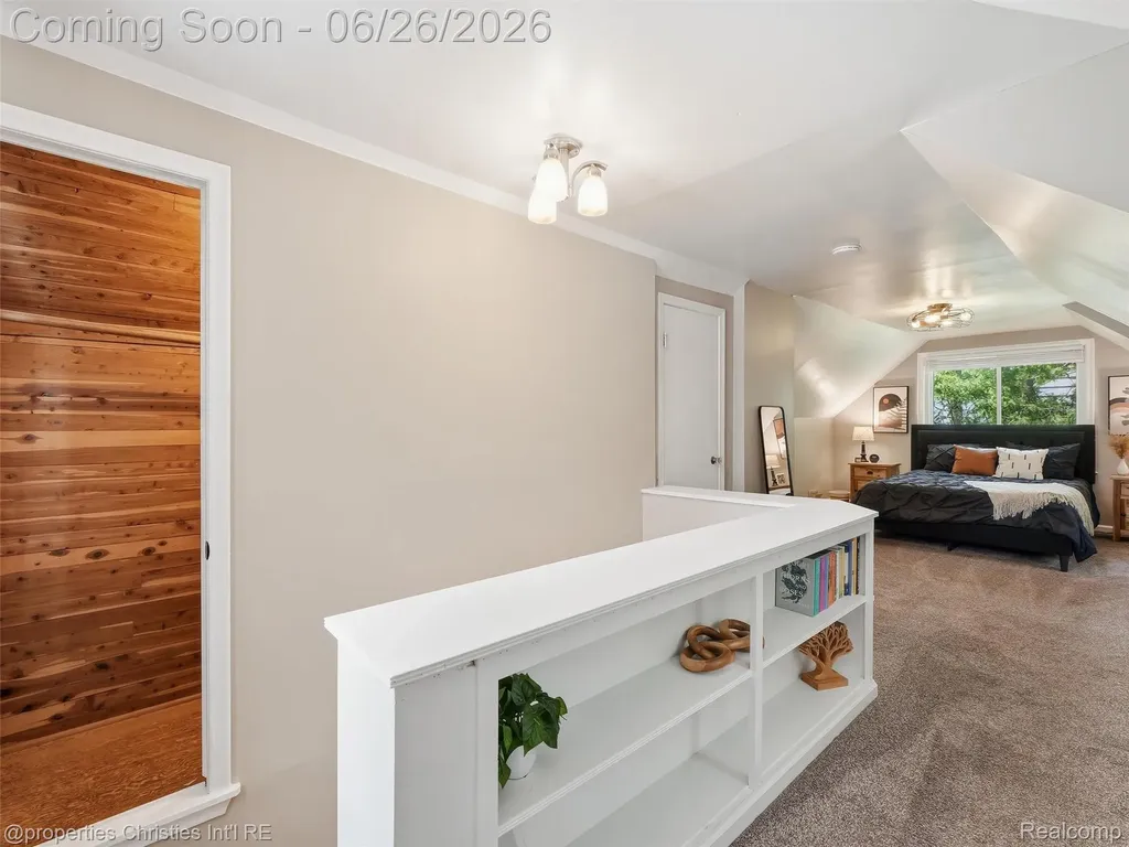 23203 Violet Street Farmington City MI 48336