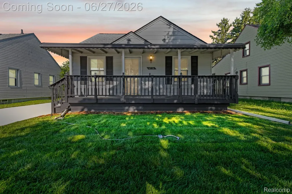 6556 Pelham Road Taylor City MI 48180