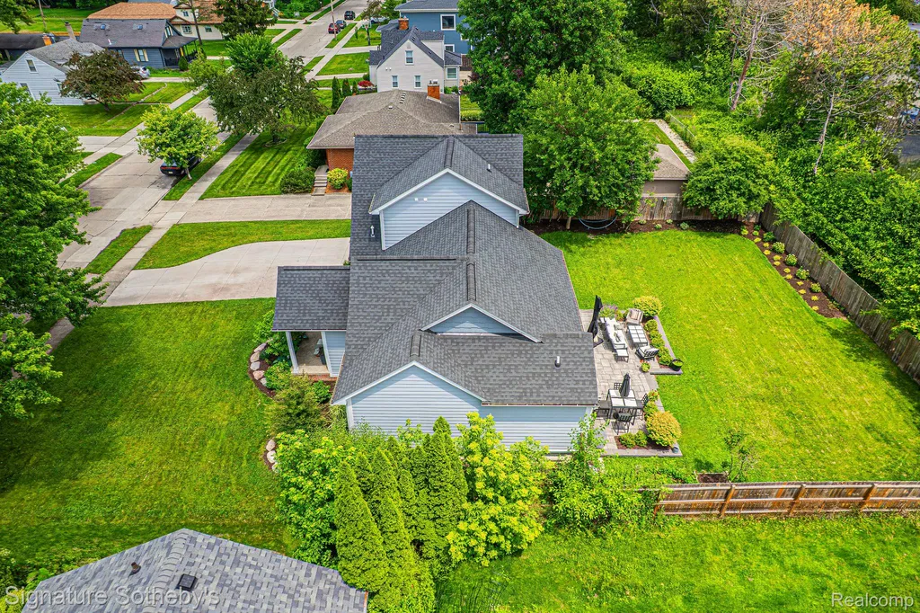 3210 Harvard Road Royal Oak City MI 48073