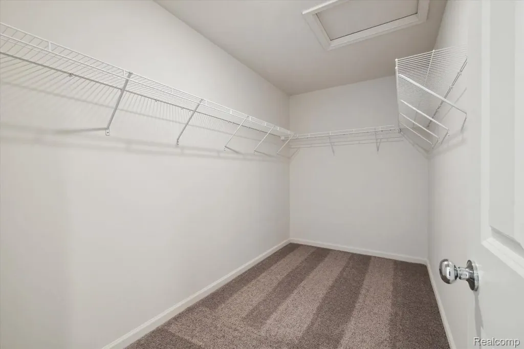 368 Edge Brook Drive Holly Township MI 48442