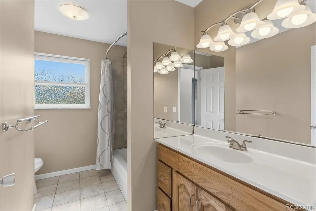 5155 Oxford Court Swartz Creek City MI 48473