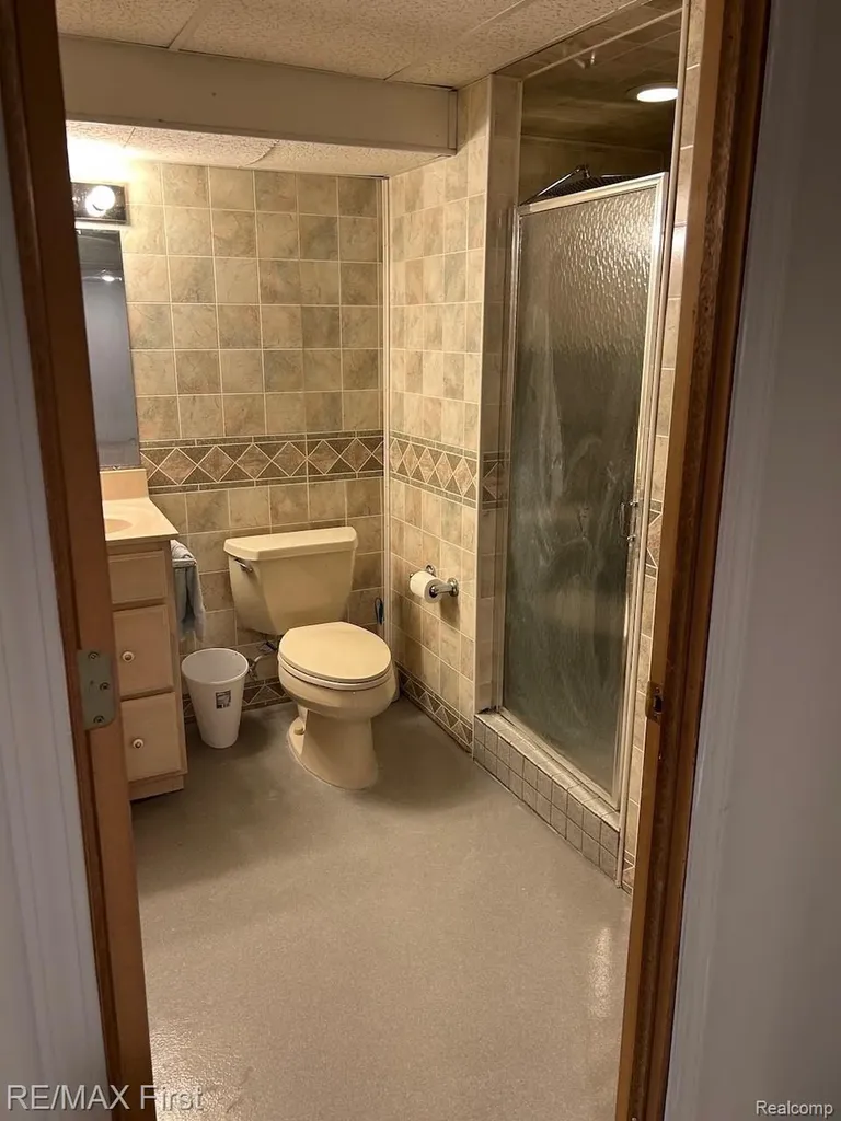 43719 Hartford Drive Clinton Charter Township MI 48038