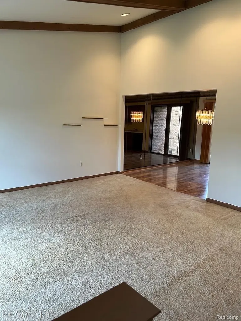 43719 Hartford Drive Clinton Charter Township MI 48038