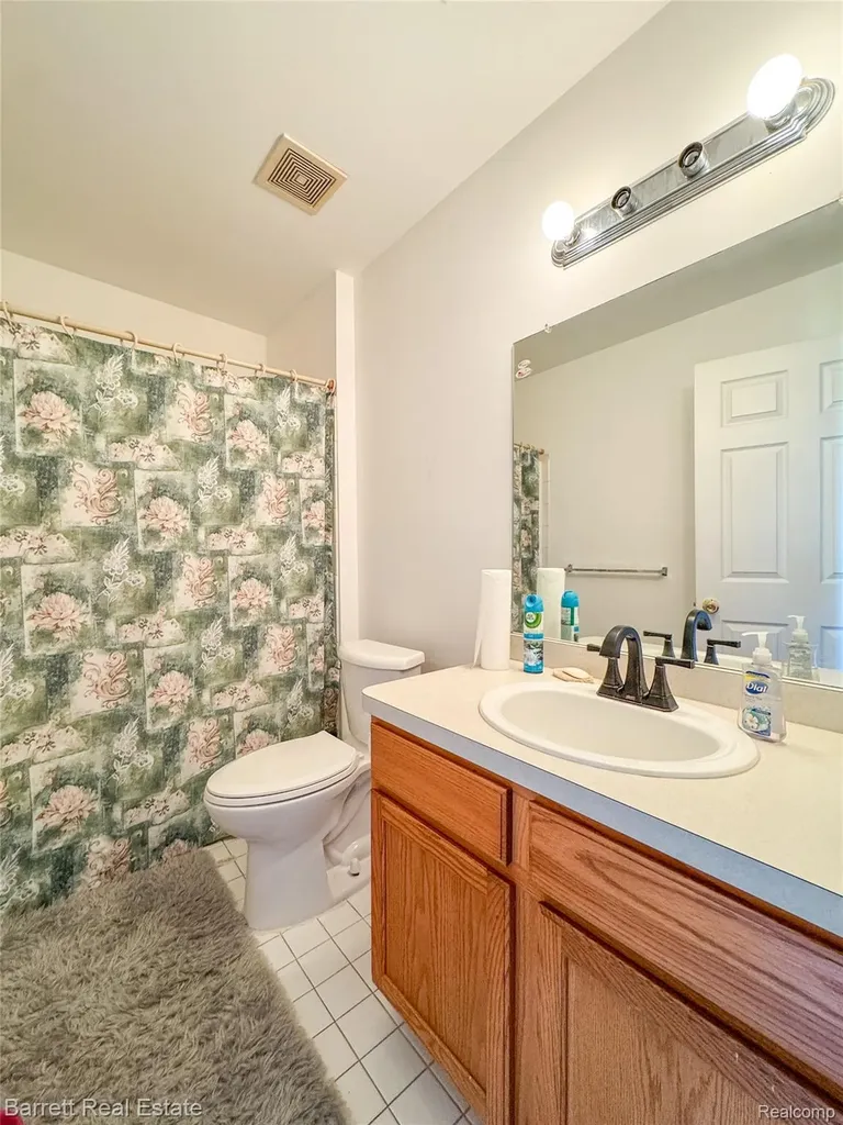39119 Clocktower Drive Romulus City MI 48174