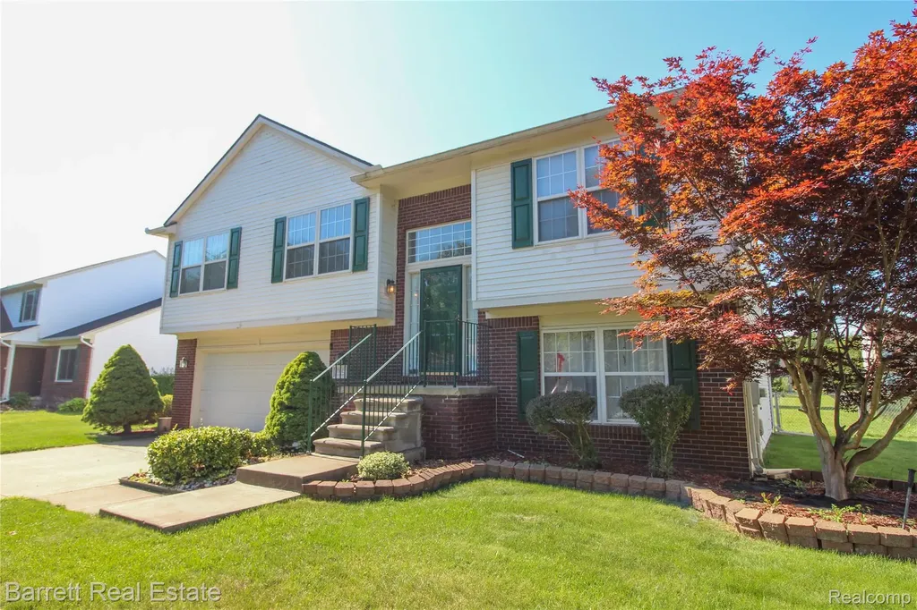 39119 Clocktower Drive Romulus City MI 48174
