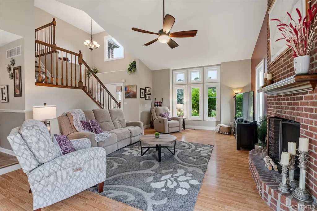 12949 Millbrooke Way Green Oak Township MI 48178