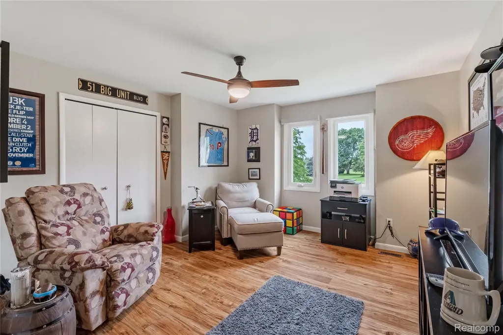 12949 Millbrooke Way Green Oak Township MI 48178