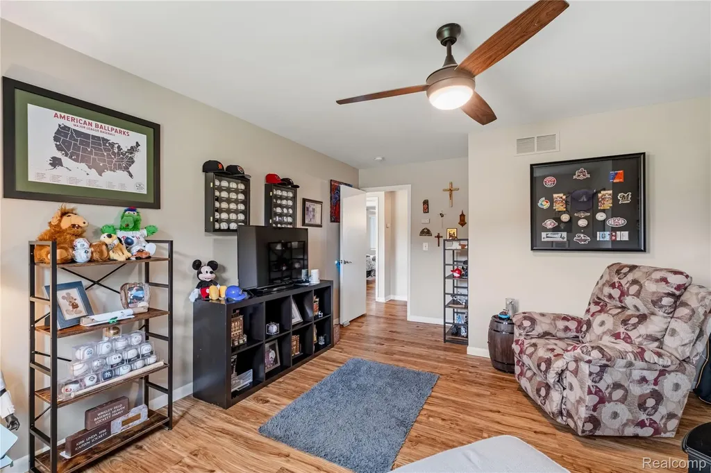 12949 Millbrooke Way Green Oak Township MI 48178