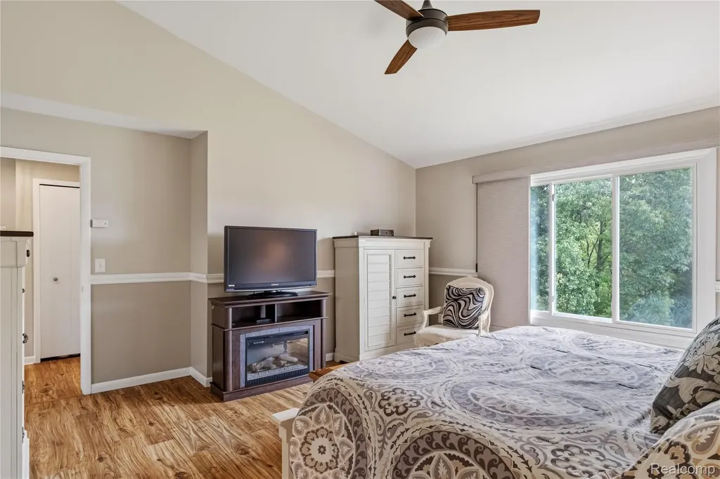 12949 Millbrooke Way Green Oak Township MI 48178