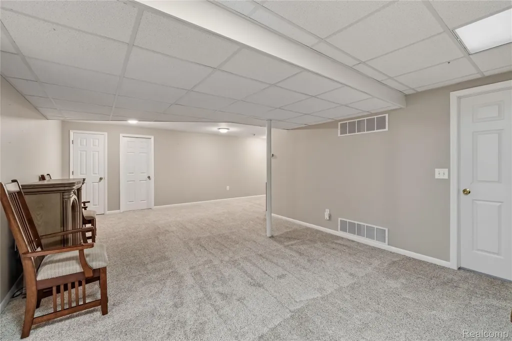 12949 Millbrooke Way Green Oak Township MI 48178
