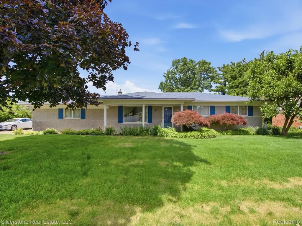 50628 Linda Lane Shelby Charter Township MI 48317