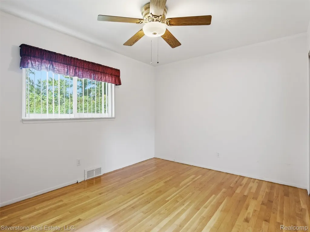 50628 Linda Lane Shelby Charter Township MI 48317