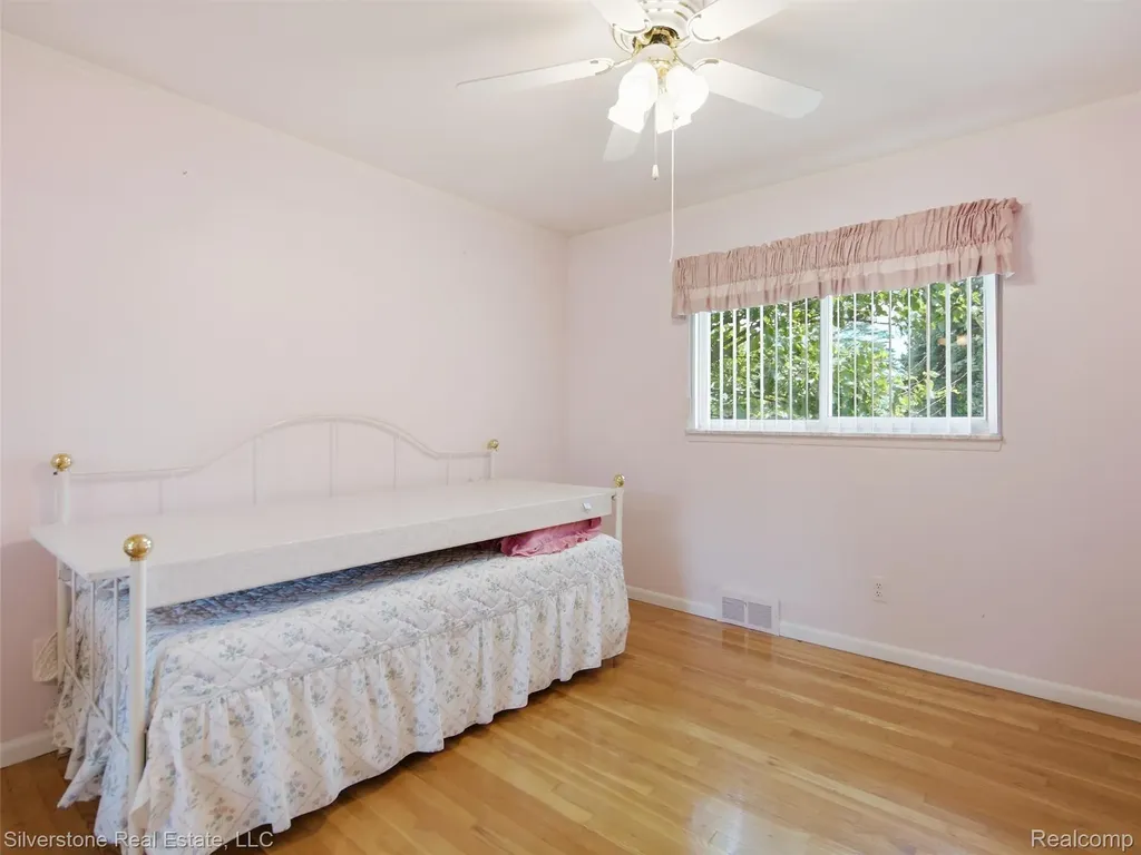 50628 Linda Lane Shelby Charter Township MI 48317