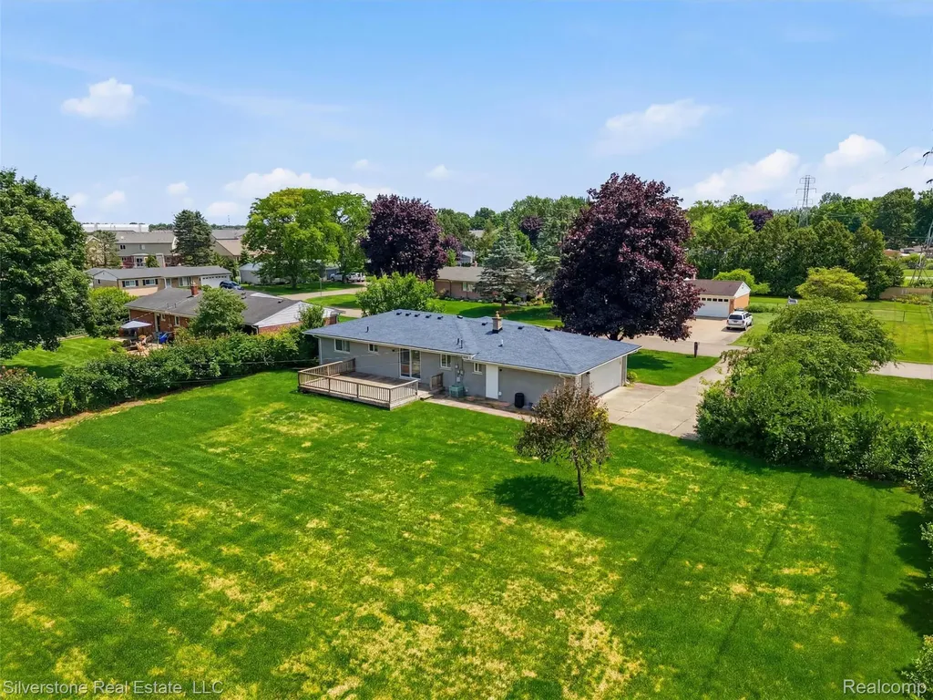 50628 Linda Lane Shelby Charter Township MI 48317