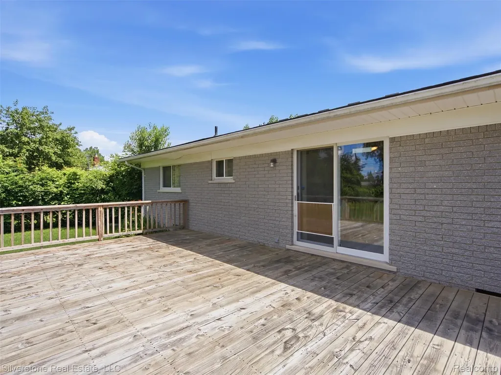 50628 Linda Lane Shelby Charter Township MI 48317
