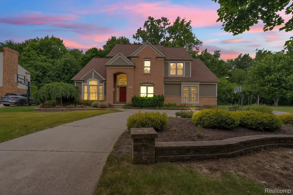 47974 Deer Trail Drive Canton Charter Township MI 48187