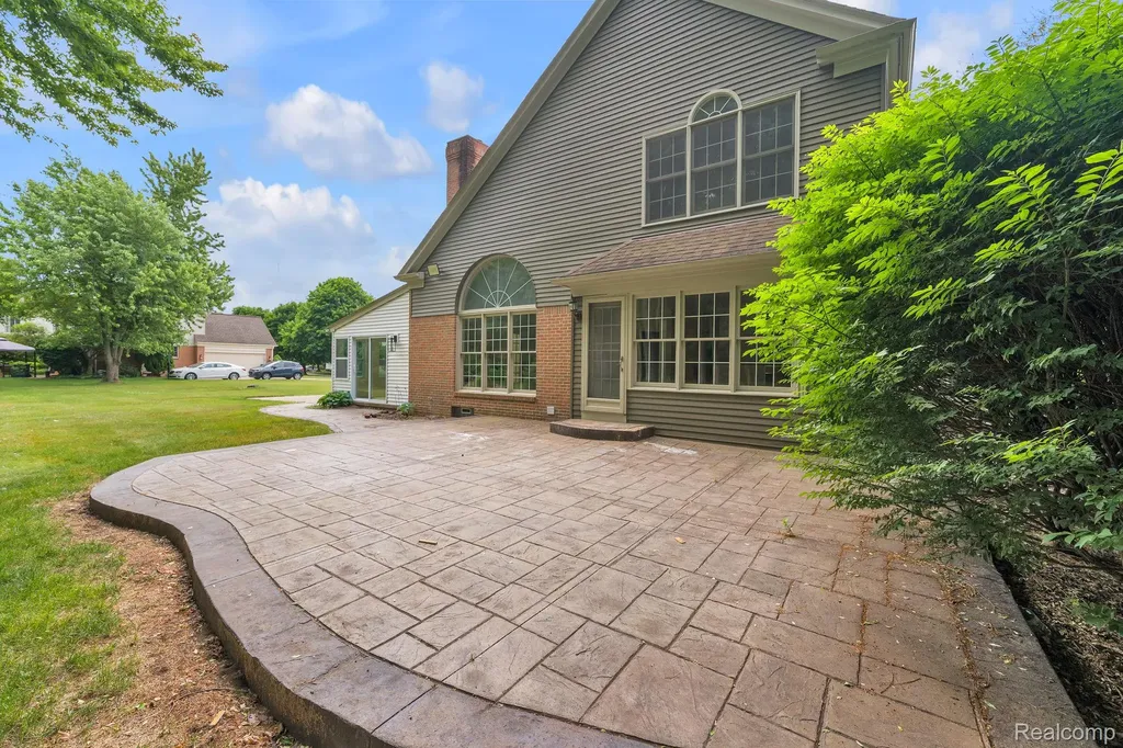 47974 Deer Trail Drive Canton Charter Township MI 48187