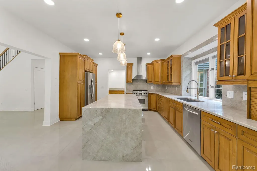 47974 Deer Trail Drive Canton Charter Township MI 48187