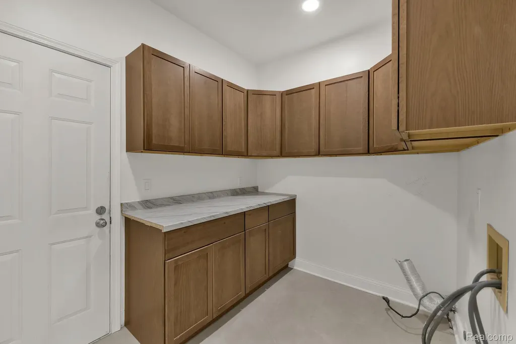 47974 Deer Trail Drive Canton Charter Township MI 48187
