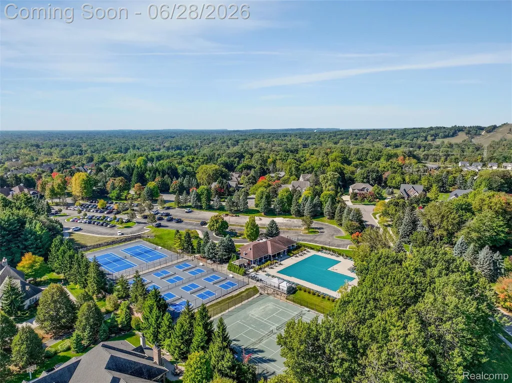 4011 Ardsley Court Independence Charter Township MI 48348