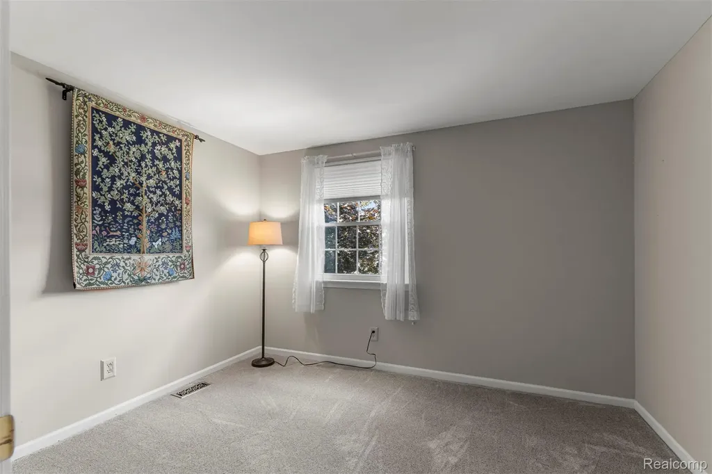 21204 W Glen Haven Circle Novi City MI 48167