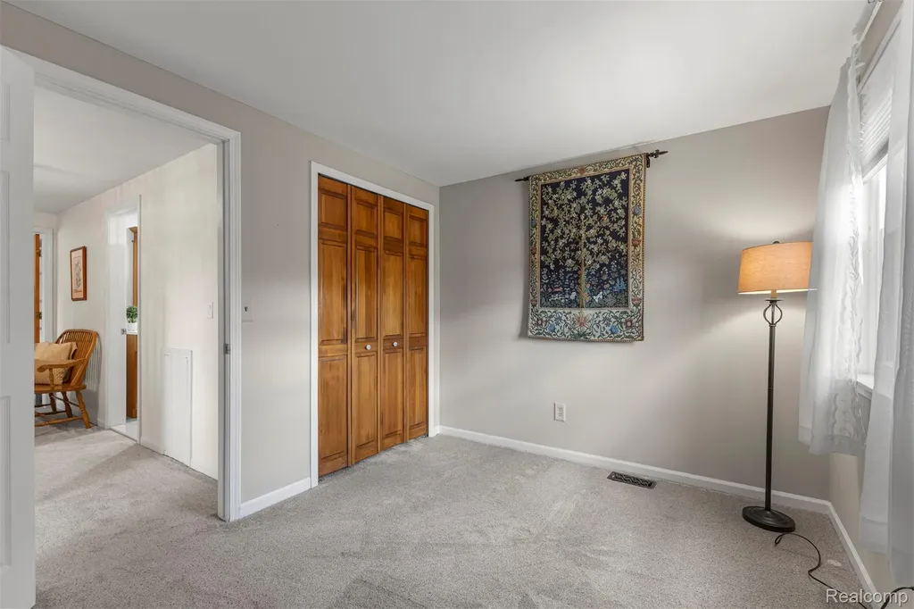 21204 W Glen Haven Circle Novi City MI 48167