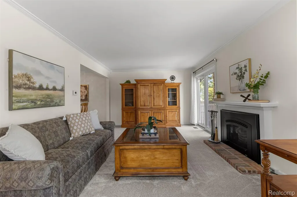 21204 W Glen Haven Circle Novi City MI 48167