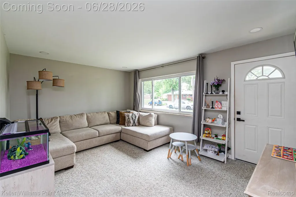 9075 Headley Drive Sterling Heights City MI 48314