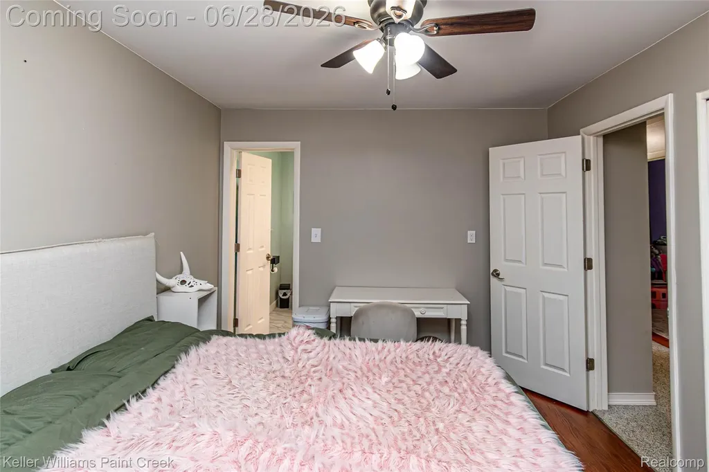 9075 Headley Drive Sterling Heights City MI 48314