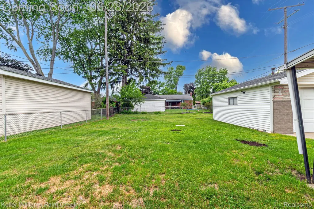 9075 Headley Drive Sterling Heights City MI 48314