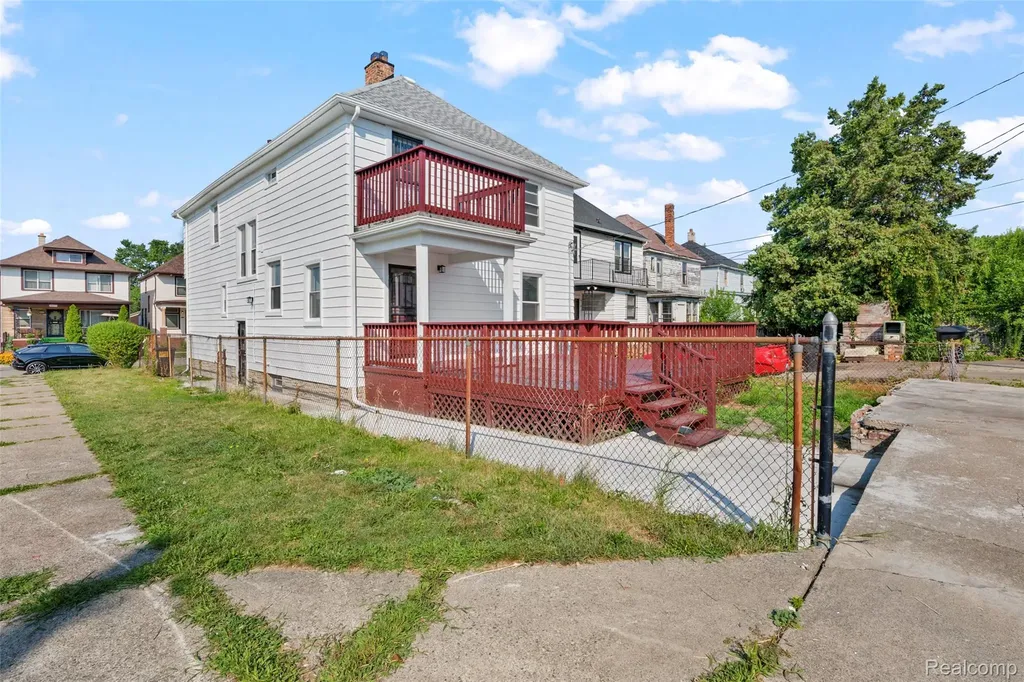 3636 Maxwell Street Detroit City MI 48214