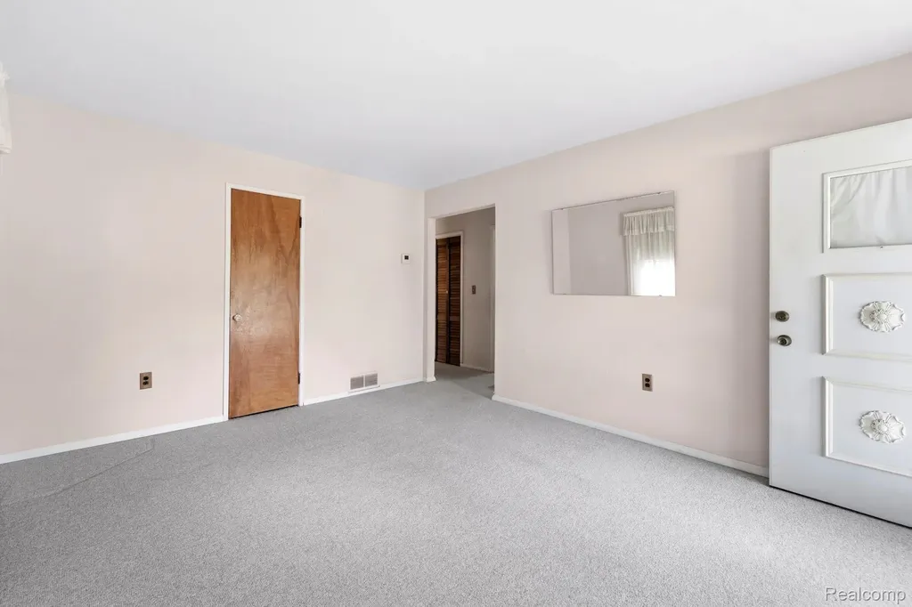 4321 S Dearborn Street Melvindale City MI 48122