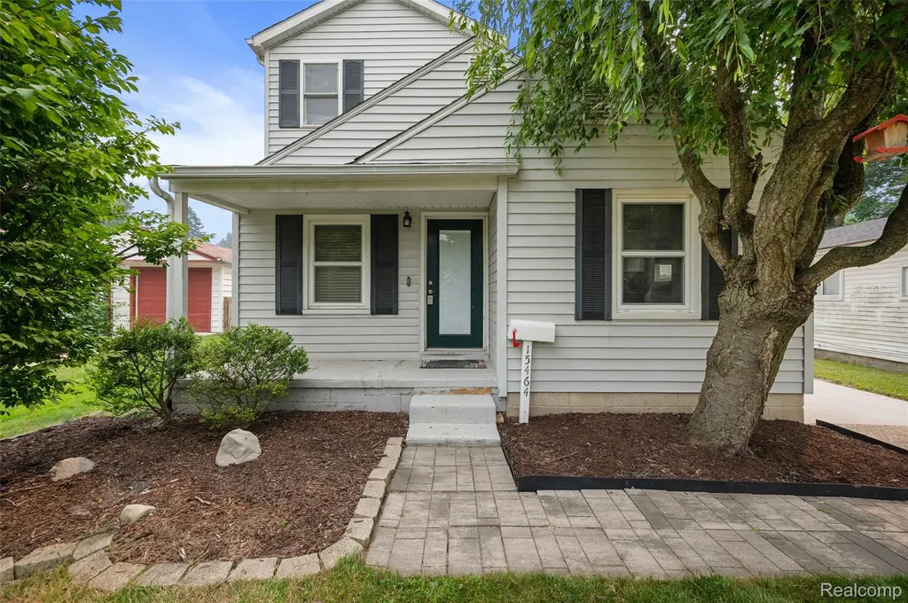 15464 Dixie Redford Charter Township MI 48239
